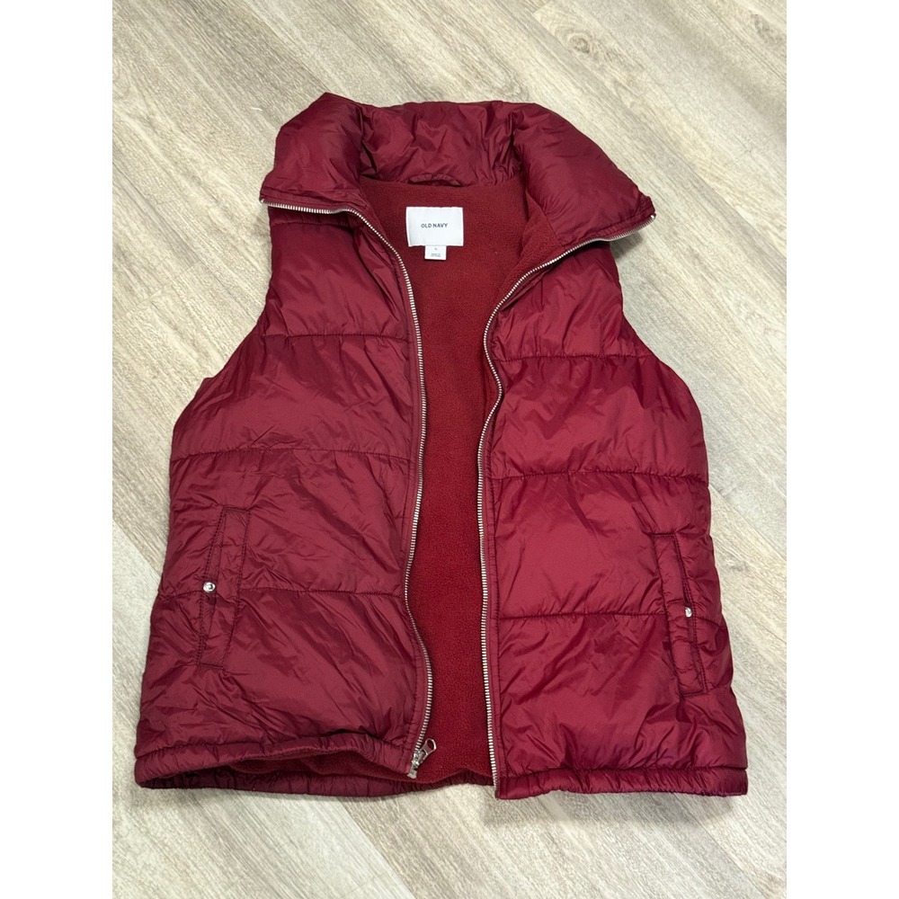 Old Navy Womens Puffer Vest‎ Burgundy Fleece Lined Zip Front Size S